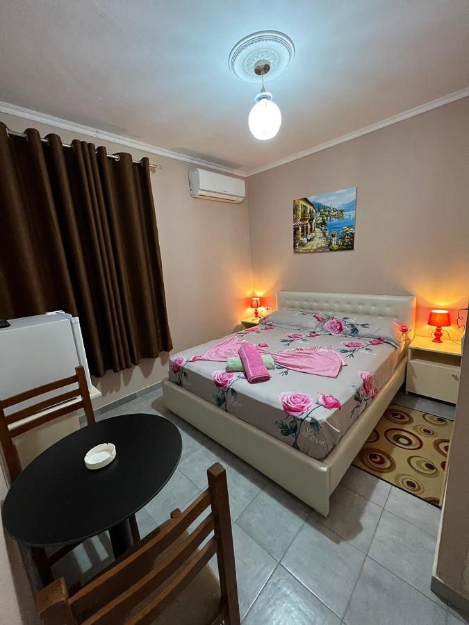 דורס Hotel Ziku מראה חיצוני תמונה