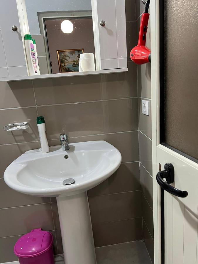 דורס Hotel Ziku מראה חיצוני תמונה