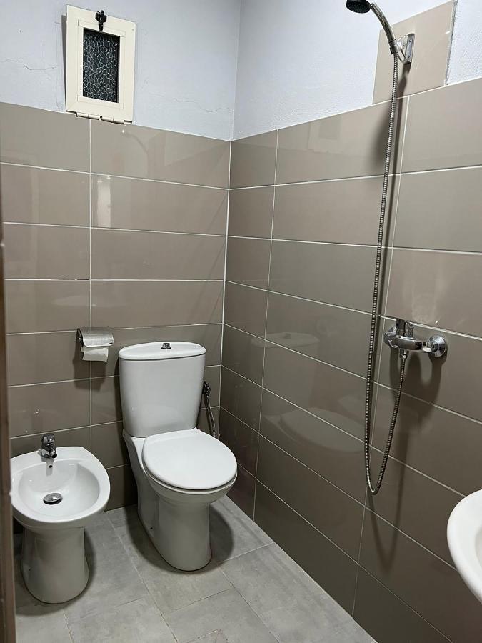 דורס Hotel Ziku מראה חיצוני תמונה